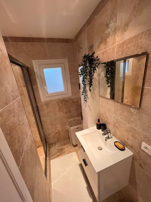 Grand Appartement 3 Chambres A 300M De La Plage Sainte-Maxime Exterior foto